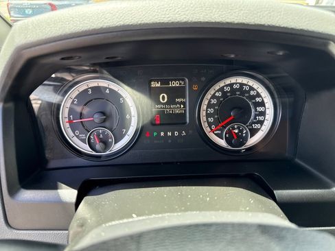 Used 2019 RAM 1500 Tradesman w/ Chrome Appearance Group AWD/4WD image 16