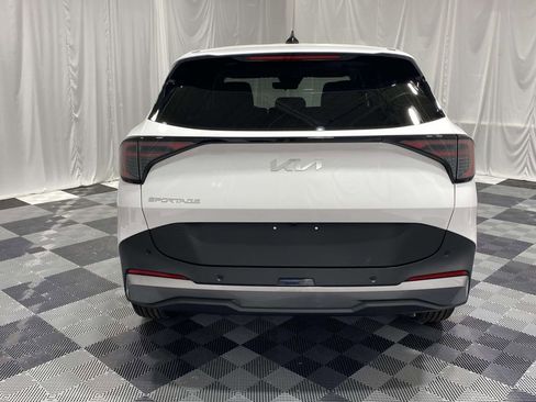 New 2026 Kia Sportage LX w/ LX Convenience Package FWD image 3