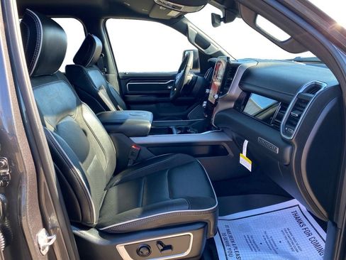 New 2026 RAM 1500 Laramie w/ Night Edition AWD/4WD image 17
