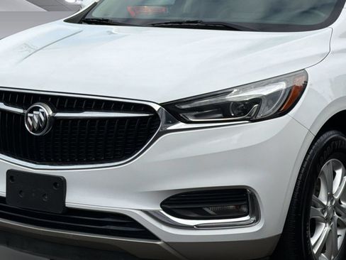 Used 2020 Buick Enclave Essence FWD image 12