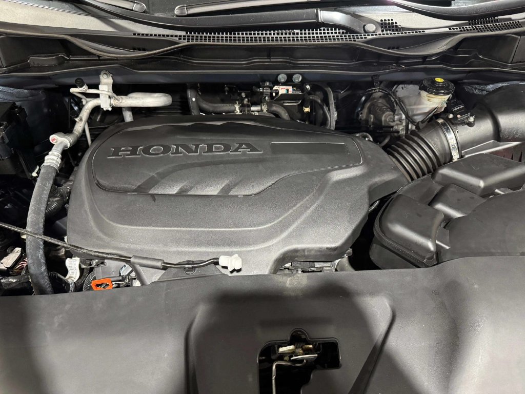 Used 2025 Honda Odyssey Elite image 32