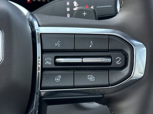 New 2026 GMC Terrain Denali w/ LPO, Black Badging Package image 21