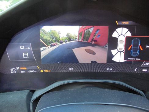 Used 2021 Ferrari Roma RWD image 18