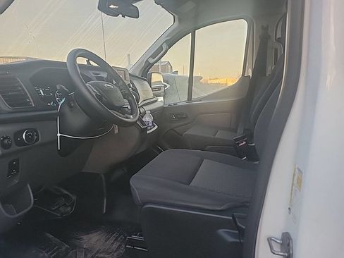 Used 2023 Ford Transit 250 Low Roof AWD w/ Exterior Upgrade Package image 8