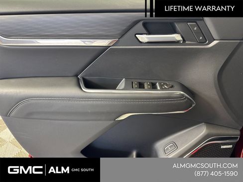 New 2026 GMC Acadia Elevation w/ Elevation Premium Package FWD image 12