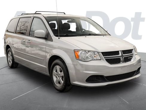 Used 2011 Dodge Grand Caravan Mainstreet w/ PWR Convenience Group image 4