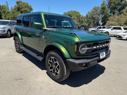Certified 2025 Ford Bronco Outer Banks AWD/4WD image 7