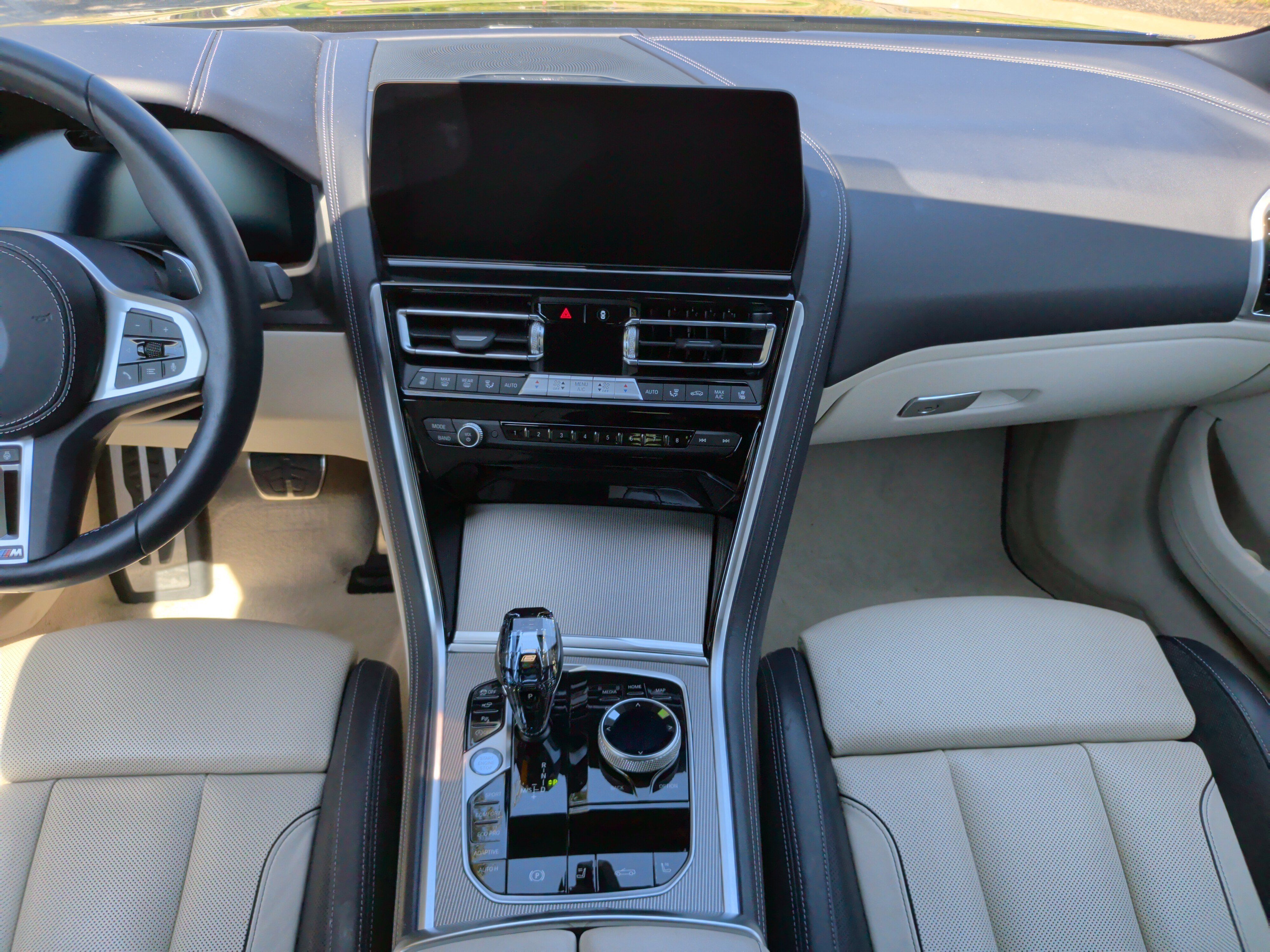 Used 2024 BMW M850i xDrive Convertible AWD/4WD image 31