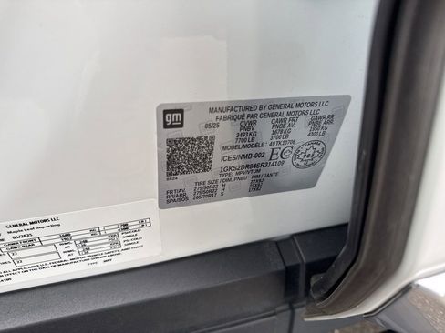 Used 2025 GMC Yukon Denali w/ Denali Reserve Package image 44