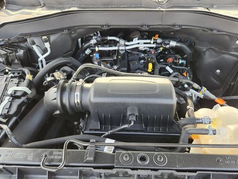 Used 2024 Ford Explorer XLT w/ Equipment Group 202A image 33