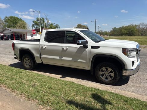 Used 2021 GMC Sierra 1500 SLE image 7