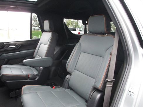 Used 2025 GMC Yukon AT4 image 21