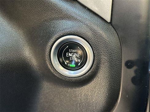 Used 2021 Chevrolet Silverado 1500 LT image 15