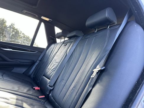Used 2018 BMW X5 xDrive50i image 23