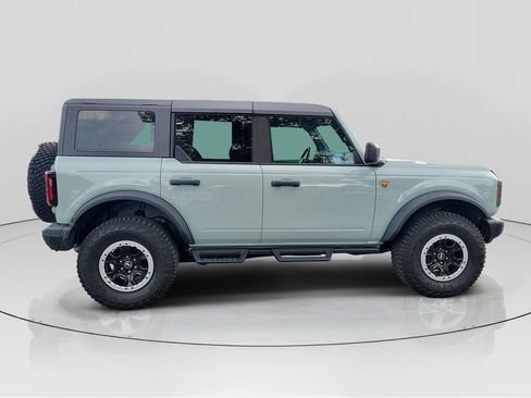 Used 2023 Ford Bronco Badlands w/ Sasquatch Package AWD/4WD image 8