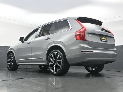 Used 2025 Volvo XC90 B5 Plus w/ Protection Package AWD/4WD image 46