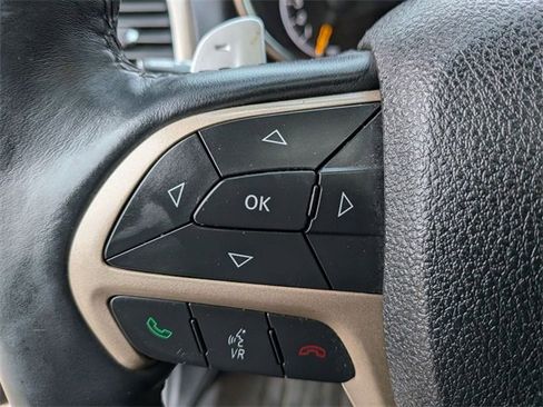 Used 2014 Jeep Grand Cherokee Limited image 19