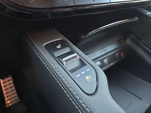 Certified 2023 Kia Telluride SX Prestige X-Line AWD/4WD image 24
