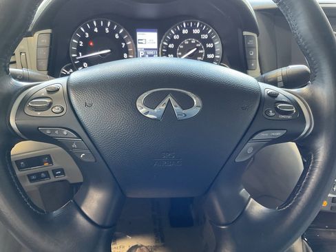 Used 2011 INFINITI M56 x w/ Deluxe Touring Pkg image 11