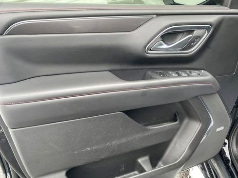 Used 2022 Chevrolet Suburban RST w/ Luxury Package image 18