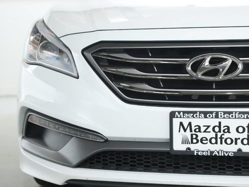 Used 2017 Hyundai Sonata Sport w/ Value Edition Package 02 FWD image 6