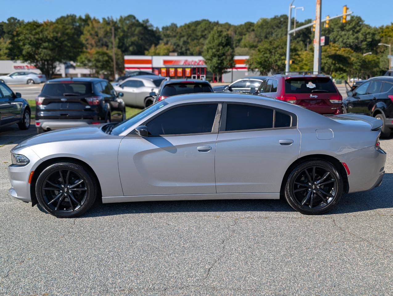 Used 2015 Dodge Charger SXT w/ Plus Group RWD image 2