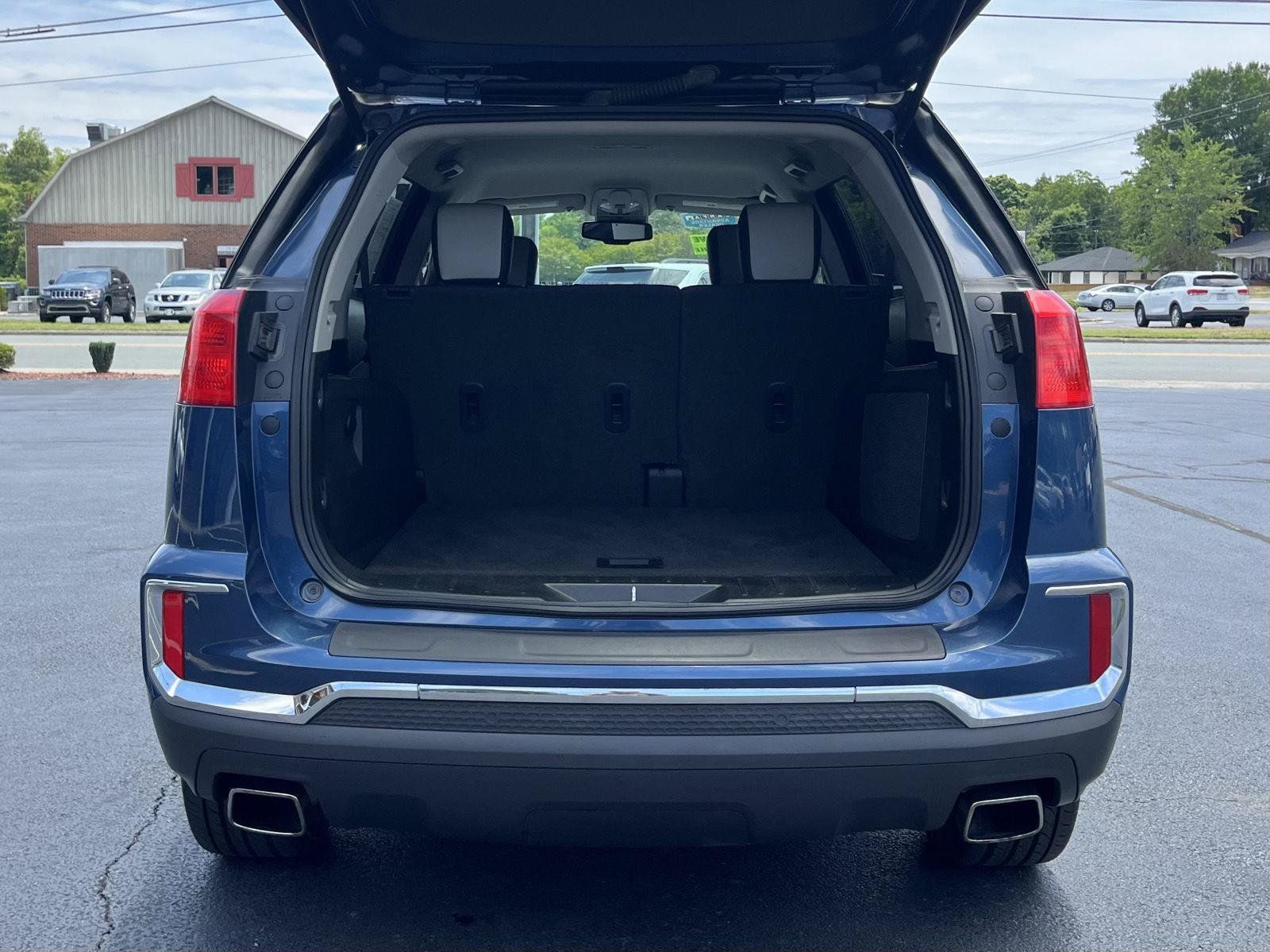Used 2016 GMC Terrain SLT AWD/4WD image 17