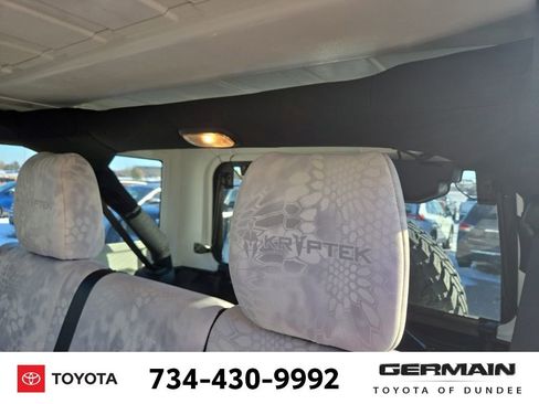 Used 2018 Jeep Wrangler Unlimited Sahara image 25