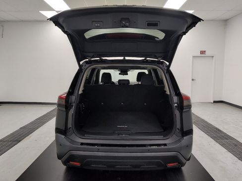 Used 2021 Nissan Rogue SV w/ Premium Package FWD image 29