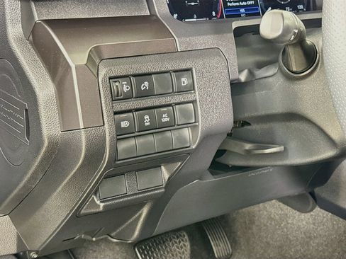 Certified 2025 Toyota 4Runner TRD Off-Road AWD/4WD image 12