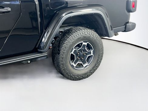 Used 2023 Jeep Gladiator Mojave w/ Cold Weather Group AWD/4WD image 30