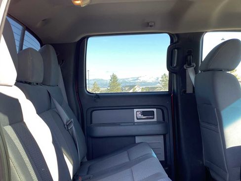 Used 2011 Ford F150 XLT w/ XLT Chrome Pkg image 21