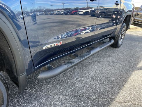 Used 2019 GMC Sierra 1500 AT4 w/ AT4 Premium Package image 12