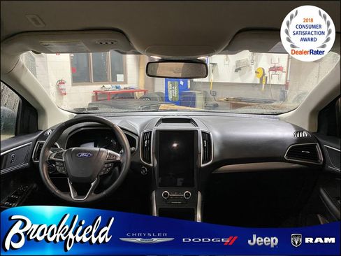 Used 2024 Ford Edge SEL w/ Convenience Package image 13