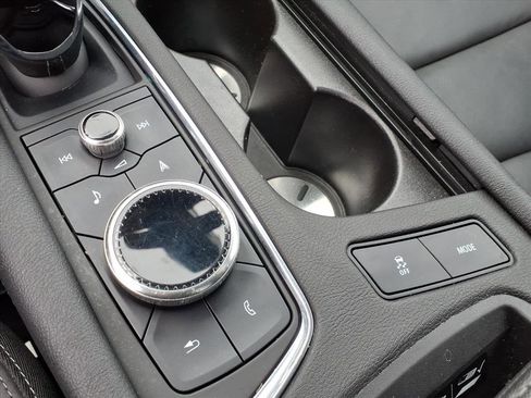 Certified 2023 Cadillac XT5 Premium Luxury w/ Technology Package image 31