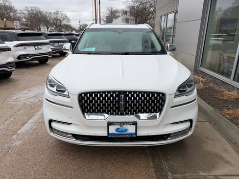 Used 2021 Lincoln Aviator Black Label Grand Touring w/ Class IV Trailer Tow Package image 2