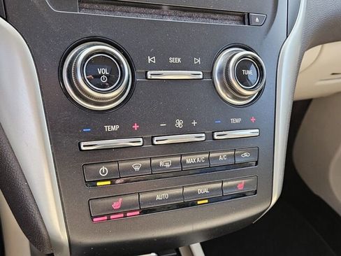 Used 2019 Lincoln MKC Select w/ Select Plus Package image 25