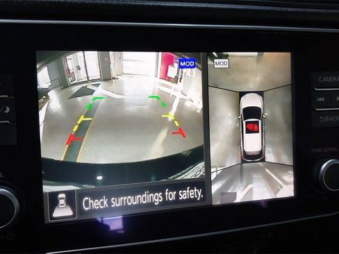 Used 2023 Nissan Leaf SV Plus image 23