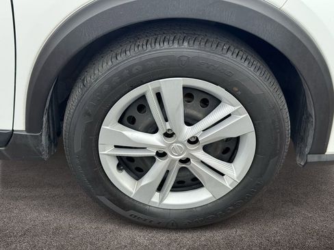 Used 2024 Nissan Kicks S FWD image 7