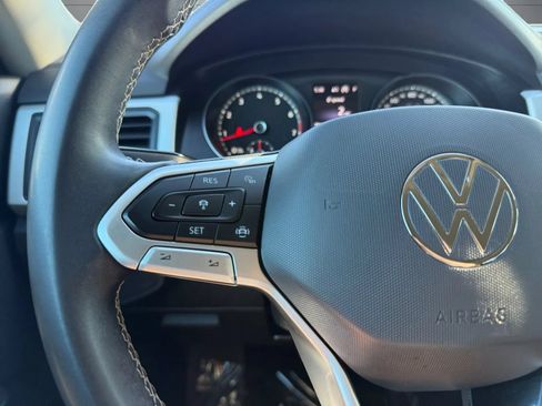 Used 2021 Volkswagen Atlas SE w/ Towing Package AWD/4WD image 28