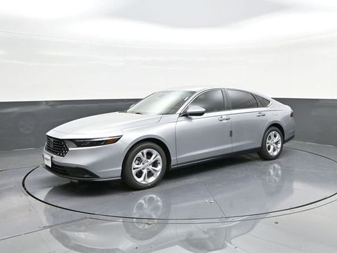 New 2025 Honda Accord LX image 26