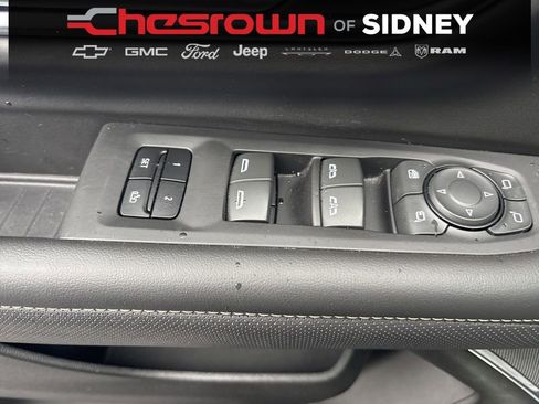 Used 2023 GMC Yukon SLT w/ SLT Luxury Package AWD/4WD image 17