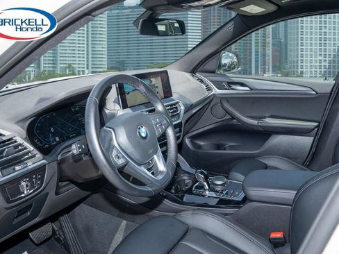 Used 2025 BMW X4 xDrive30i AWD/4WD image 15