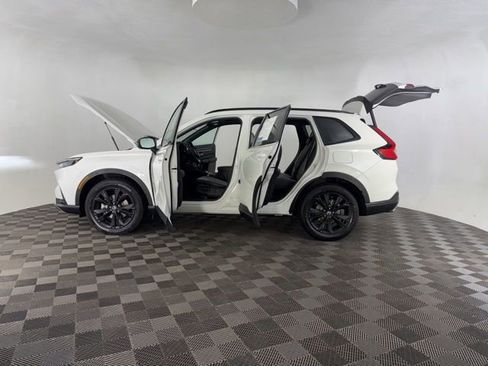 Certified 2026 Honda CR-V Sport Touring image 11
