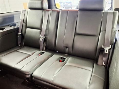 Used 2012 GMC Yukon XL Denali image 15