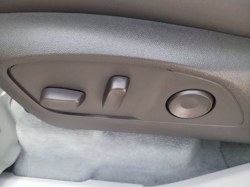 Used 2025 GMC Acadia Denali w/ LPO, Floor Liner Package FWD image 22