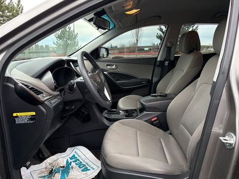Used 2017 Hyundai Santa Fe Sport w/ 2.4L Value Package 06 image 13