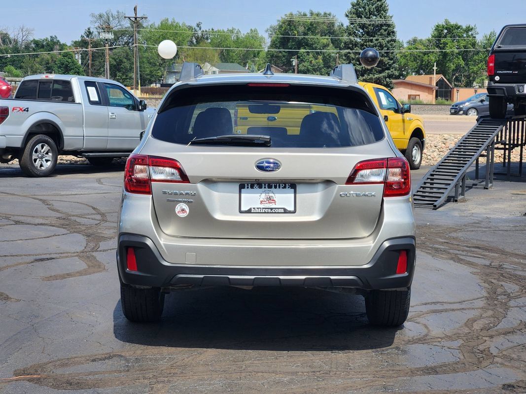 Used 2018 Subaru Outback 2.5i Premium AWD/4WD image 10