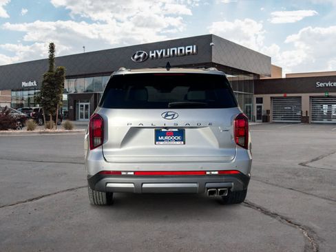 Certified 2024 Hyundai Palisade SEL image 4