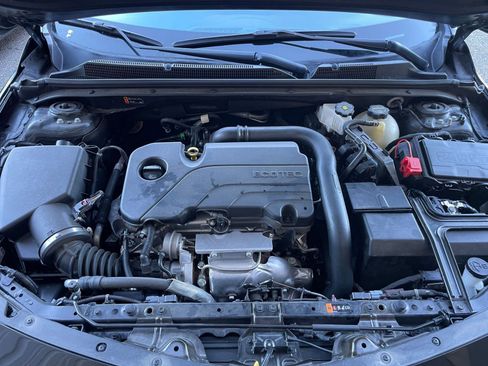 Used 2024 Chevrolet Malibu LT image 32